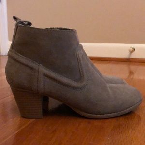 Mossimo grey ankle bootie—small heel